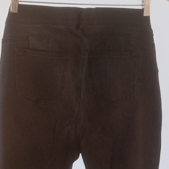 Bombshell Torrid LYCRA pants - Picture 3 of 8
